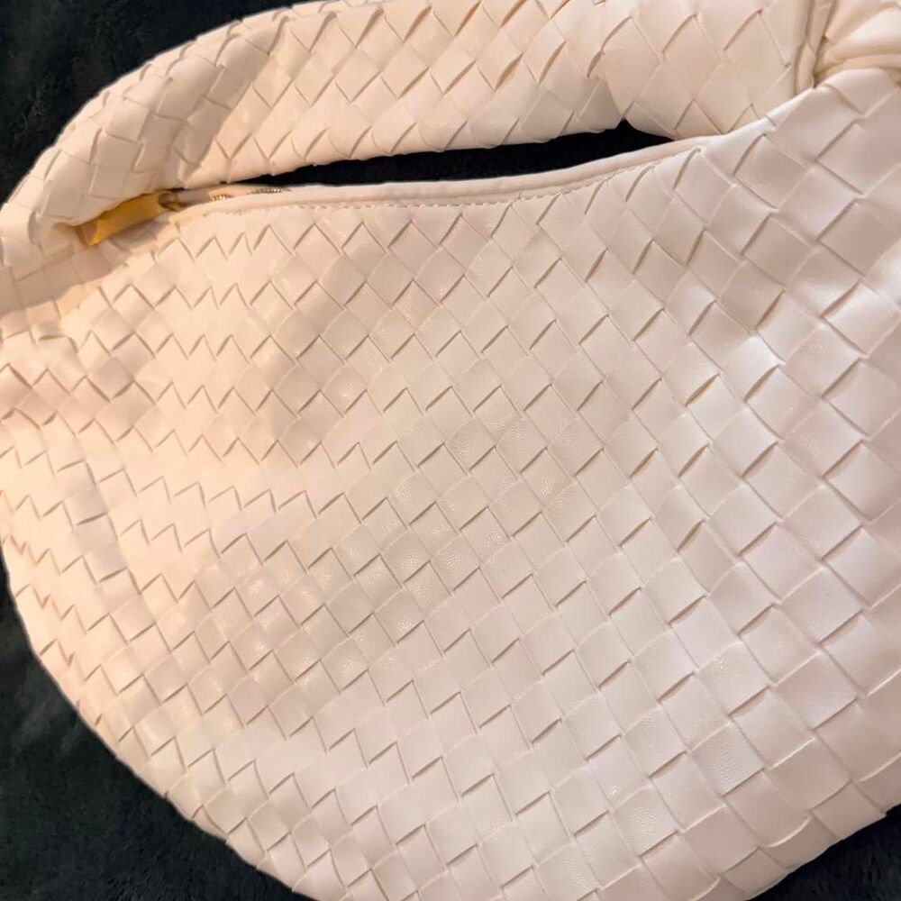 Woven Vegan Leather Knot Hobo Bag OS Minimalist Clean Girl - Picture 4 of 6